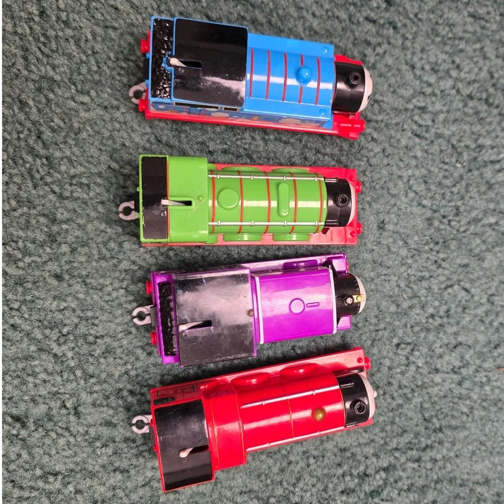 Thomas & Friends TrackMaster Motorized Train Lot Thomas James Henry Charlie 4pc